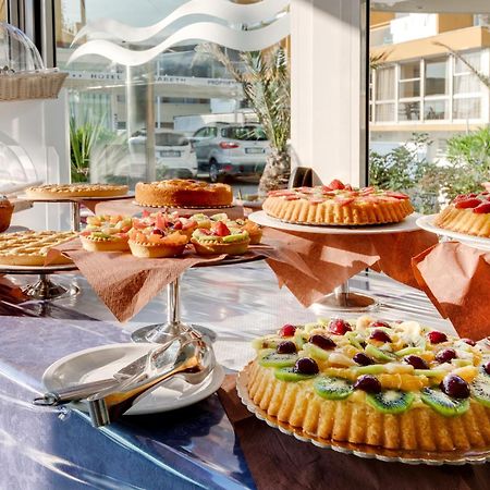 Hotel Margareth Риччоне Экстерьер фото