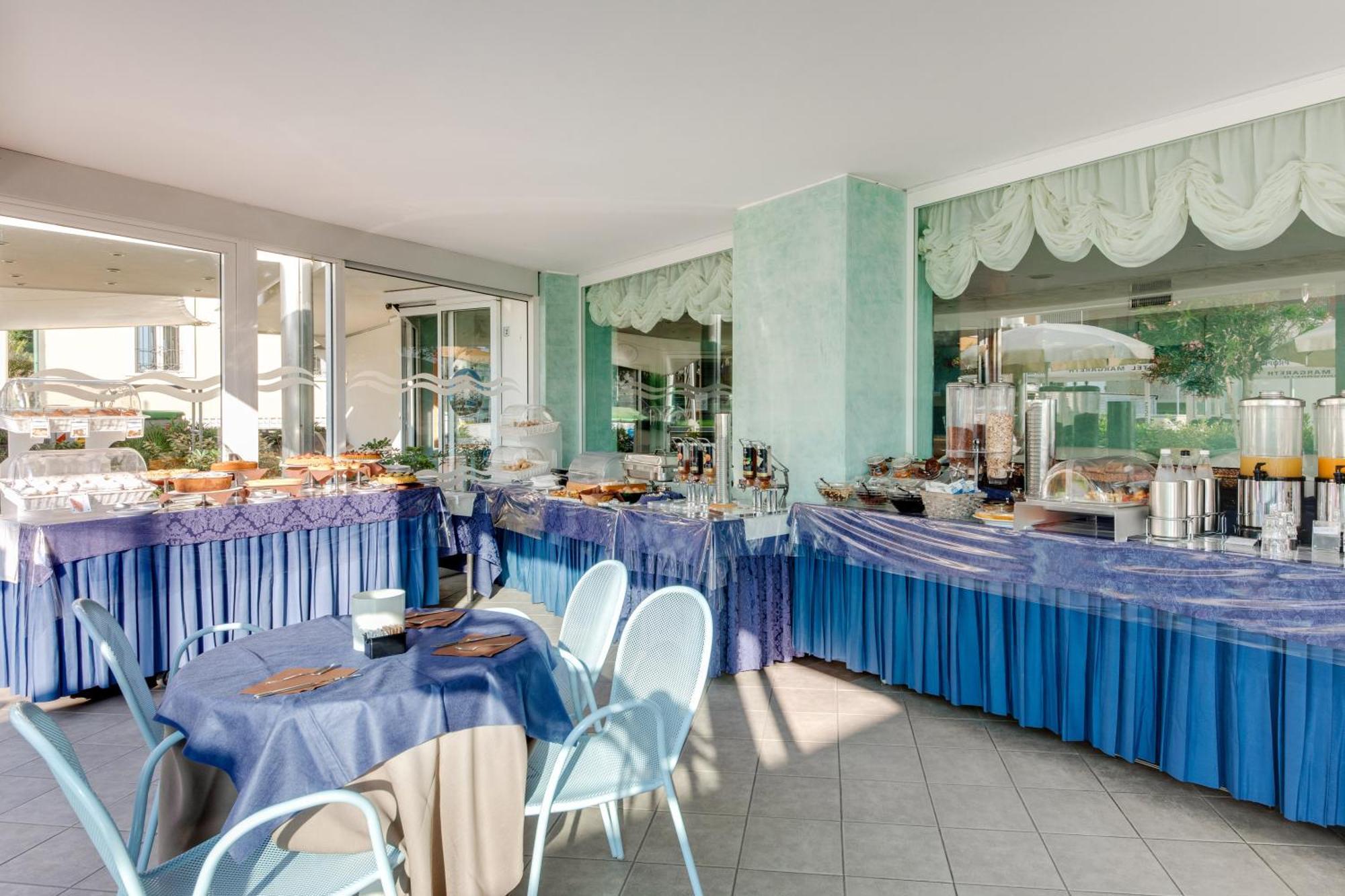 Hotel Margareth Риччоне Экстерьер фото