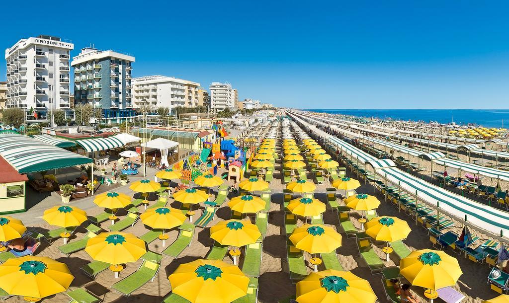 Hotel Margareth Риччоне Экстерьер фото