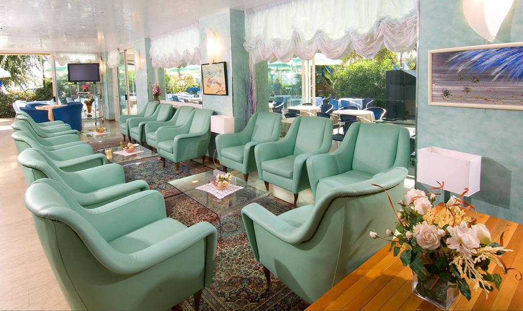 Hotel Margareth Риччоне Экстерьер фото