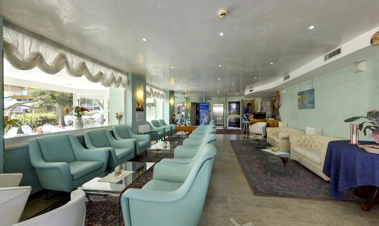 Hotel Margareth Риччоне Экстерьер фото